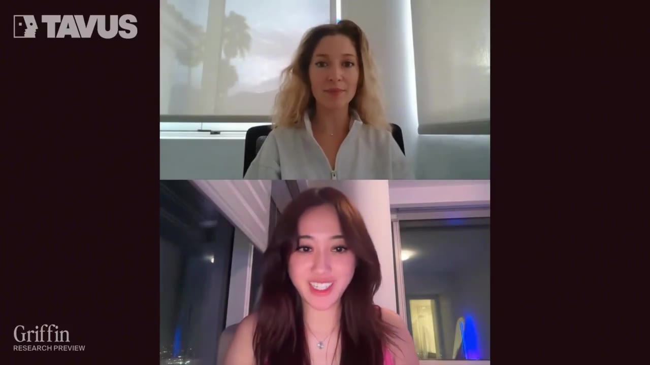 Twee videovensters boven elkaar uit een testgesprek met Griffin, met linksonder het label Griffin research preview